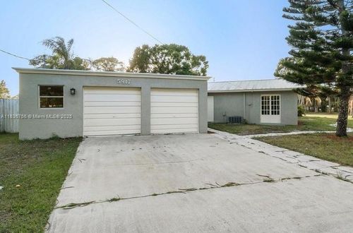 5917 Eastwood Dr, Fort Pierce, FL, 34951-1803 | Card Image
