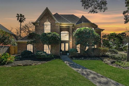 5810 Lone Cedar Drive, Kingwood, TX, 77345 | Card Image