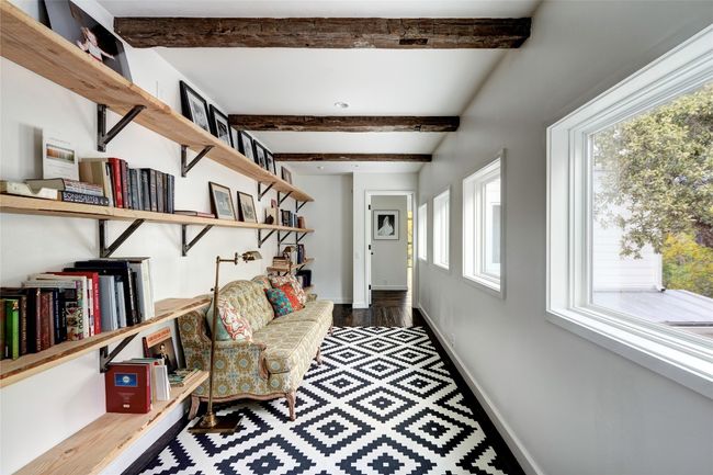 1700 S 6 Th St, House other with 3 bedrooms, 4 bathrooms and 2 parking in Austin TX | Image 27