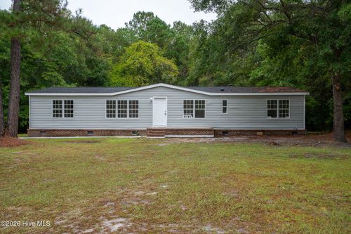 111 Dunn St, Sneads Ferry, NC, 28460-9603 | Card Image