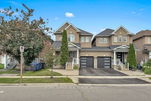 3621 Bala Dr, Mississauga, ON, L5M7N2 | Card Image