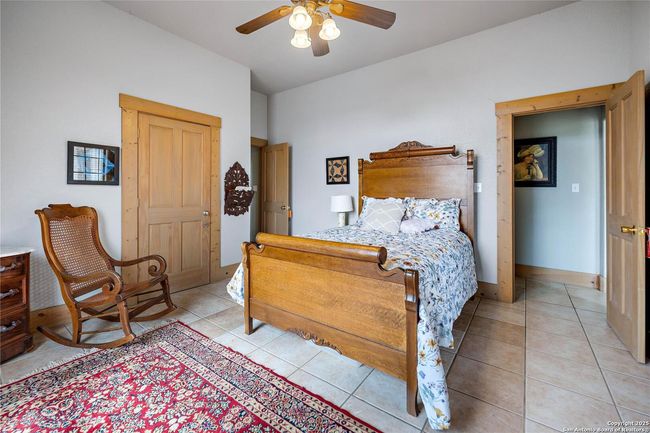 6170 County Road 332, Home with 4 bedrooms, 4 bathrooms and null parking in Jourdanton TX | Image 15