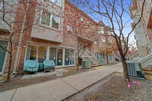 3880-3880 Wehrman Ave, Schiller Park, IL, 60176-1891 | Card Image