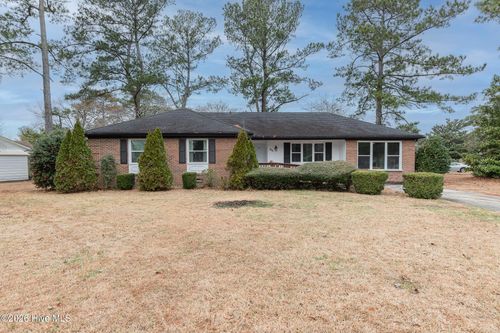 605 Winchester Road, Jacksonville, NC, 28546 | Card Image