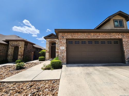 712 Creekside Cir, New Braunfels, TX, 78130-6448 | Card Image