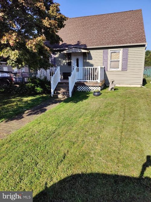2692 June Ave, BENSALEM, PA, 19020-4168 | Card Image