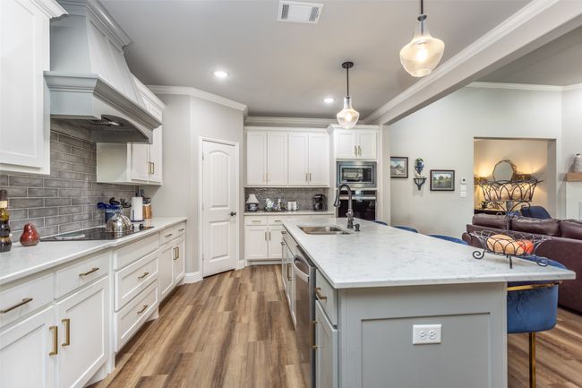 105 Cocopa Cv, House other with 4 bedrooms, 3 bathrooms and null parking in Lake Kiowa TX | Image 12
