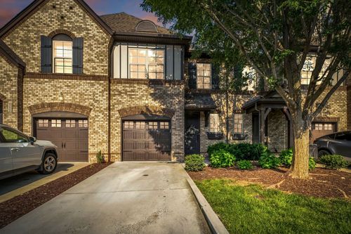 350 Coronado Pvt Cir, Hendersonville, TN, 37075-1423 | Card Image