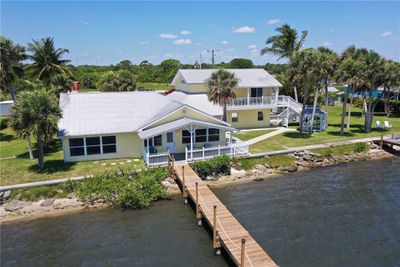 6045 S Us Highway 1, House other with 3 bedrooms, 3 bathrooms and null parking in Grant Valkaria FL | Image 3