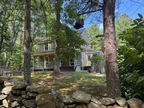 70 Uptack Rd, Groveland, MA, 01834-1003 | Card Image