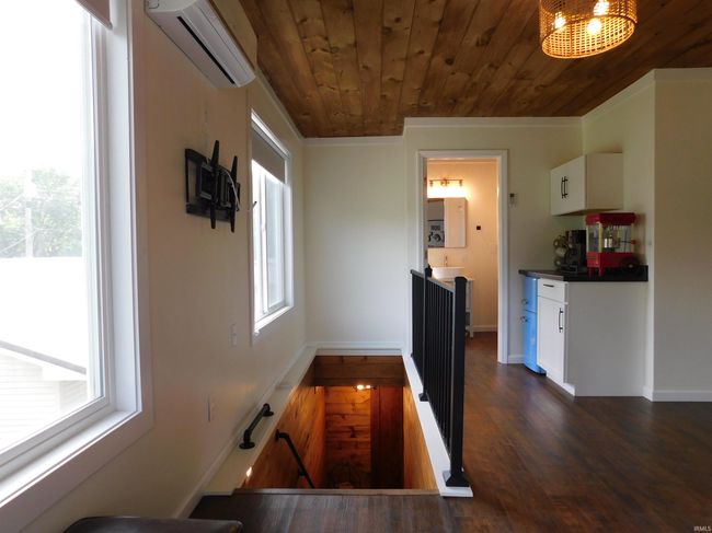 9118 S Don Way, House other with 3 bedrooms, 2 bathrooms and null parking in Claypool IN | Image 19