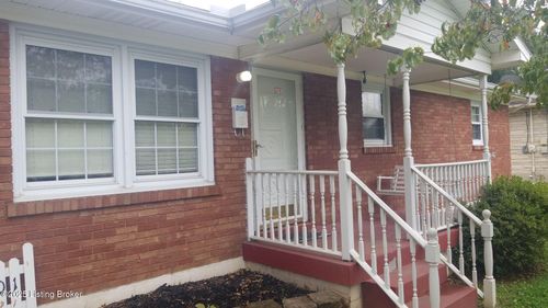 11801 Pierce Way, Louisville, KY, 40272-5031 | Card Image