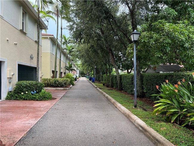 2643 - 2643 Sw 99 Th Way, Townhouse with 3 bedrooms, 3 bathrooms and null parking in Miramar FL | Image 27