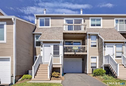 722-722 Robert Frost Dr, Branford, CT, 06405-5837 | Card Image