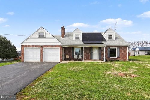 3405 Columbia Ave, LANCASTER, PA, 17603-4018 | Card Image