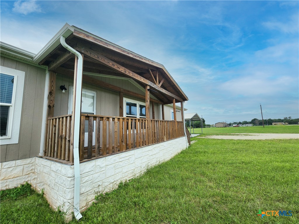 Cannon East Dr, Gonzales, TX 78629