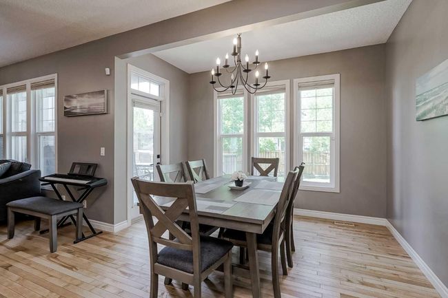 102 Marquis Grove Se, House other with 4 bedrooms, 4 bathrooms and 4 parking in Calgary AB | Image 15