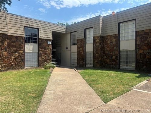 637-6717 Richmond Ave, Tulsa, OK, 74136-4629 | Card Image