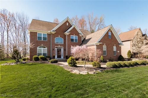 32403 Legacy Pointe Pkwy, Avon Lake, OH, 44012-2267 | Card Image
