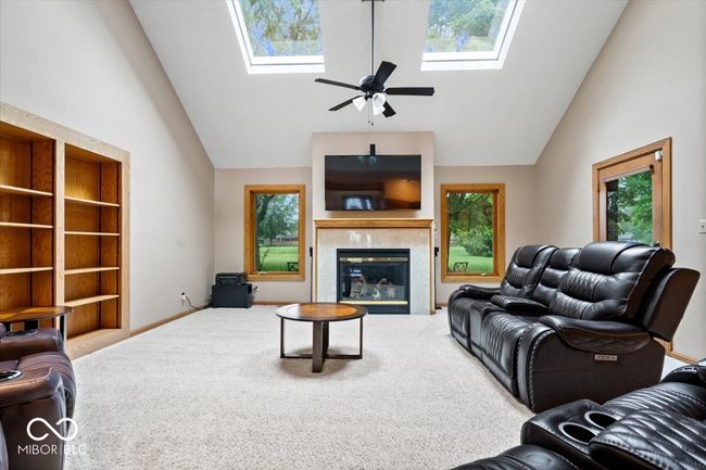 5298 Royal Troon Way, House other with 3 bedrooms, 3 bathrooms and null parking in Avon IN | Image 5