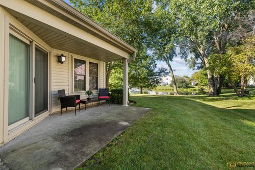 722 Sutton Cir, Wheeling, IL, 60090-2695 | Card Image
