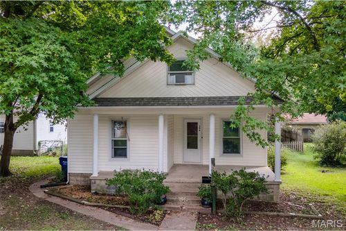 306 E 5th St, West Frankfort, IL, 62896-1228 | Card Image
