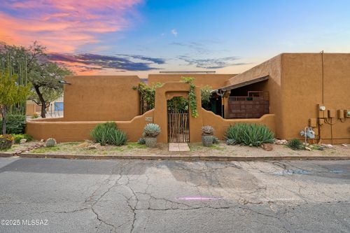 5280 S Thunder Sky Way, Tucson, AZ, 85747-5831 | Card Image