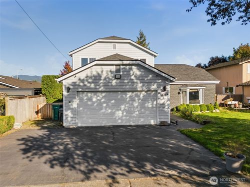 1471 Florence St, Enumclaw, WA, 98022-2222 | Card Image