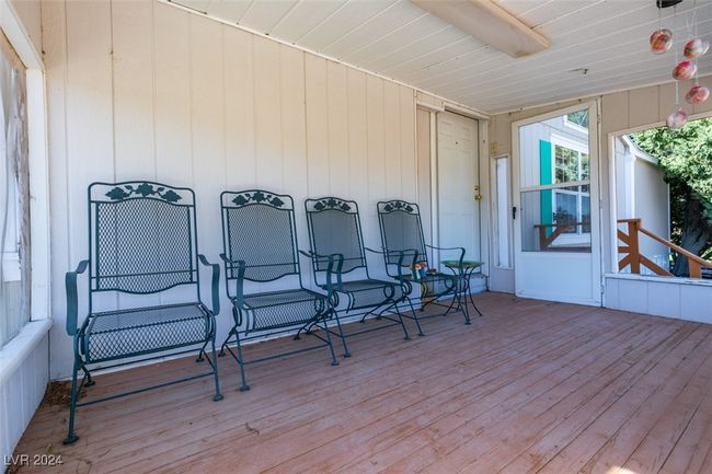 185 Vegas St, House other with 3 bedrooms, 2 bathrooms and null parking in Jean NV | Image 5