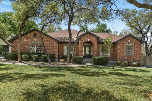 137 Ridgewood Cv, Georgetown, TX, 78633-4336 | Card Image