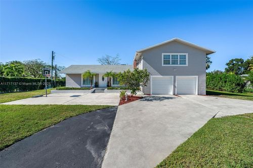 3051 Sw 136th Ave, Davie, FL, 33330 | Card Image