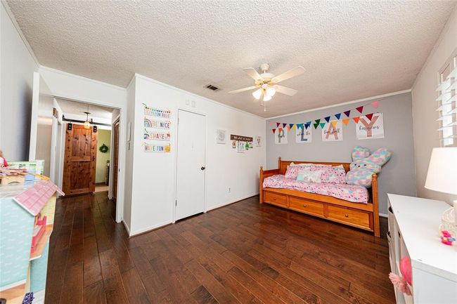 View of the room looking into the hallway. | Image 23