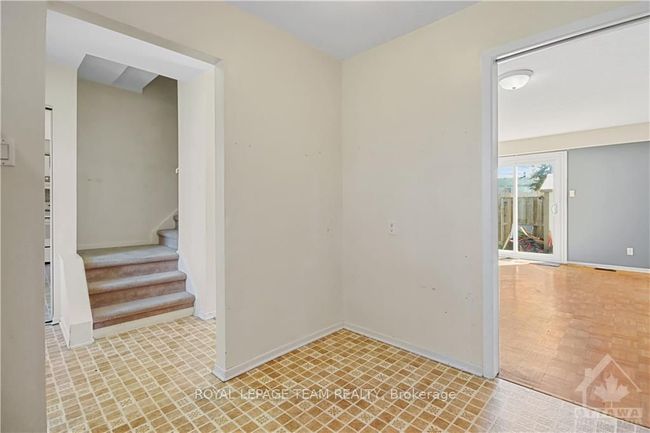 B - 426 Moodie Dr, Condo with 3 bedrooms, 2 bathrooms and 1 parking in Nepean ON | Image 14