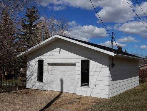5026 48 Street, Sedgewick, AB, T0B4C0 | Card Image