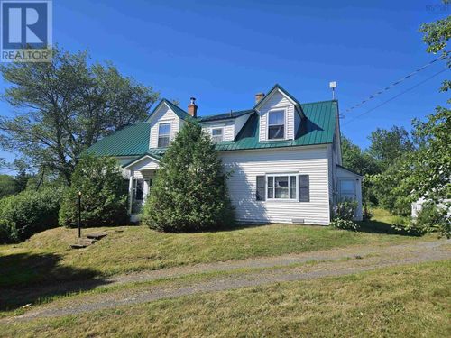 5588 Highway 204, Oxford, NS, B0M1P0 | Card Image