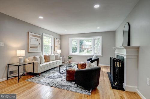 130 Whitmoor Ter, SILVER SPRING, MD, 20901-1519 | Card Image