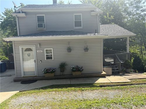 1082 Milltown Rd, Verona, PA, 15147-3715 | Card Image