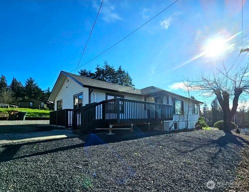 2914 Columbia Heights Rd, Longview, WA, 98632-5623 | Card Image