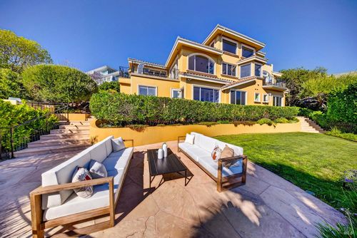 10 Midden Ln, Tiburon, CA, 94920-2114 | Card Image