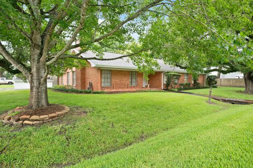303 S Jackson St, Alvin, TX, 77511-2240 | Card Image