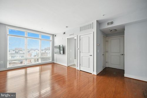 507-915 N Patrick St, ALEXANDRIA, VA, 22314-6452 | Card Image