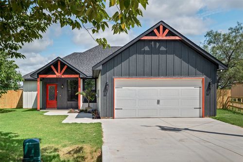 2408 Creek Dr, Granbury, TX, 76048-6534 | Card Image