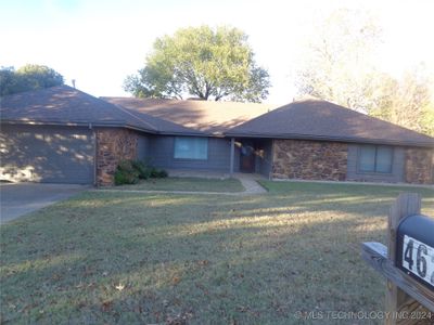 4626 Rolling Meadows Road, House other with 4 bedrooms, 2 bathrooms and null parking in Bartlesville OK | Image 1