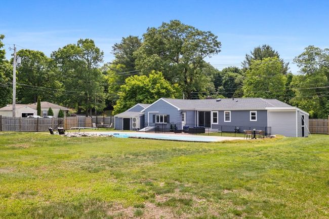 213 Thurston St, House other with 3 bedrooms, 1 bathrooms and 6 parking in Wrentham MA | Image 31