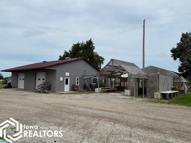 20170 Highway 2, Home with 5 bedrooms, 4 bathrooms and null parking in Bloomfield IA | Image 28