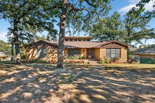600 Ambassador St, Denison, TX, 75020-4108 | Card Image