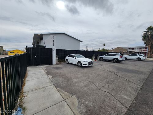 7-211 S 13th St, Las Vegas, NV, 89101-5379 | Card Image