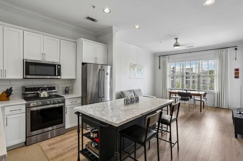 3025-625 Piedmont Ave Ne, Atlanta, GA, 30308-6216 | Card Image