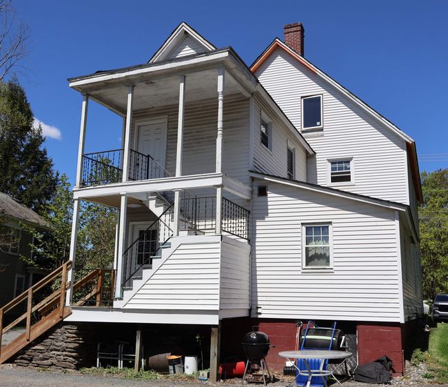 31 Christian St, Home with 0 bedrooms, 2 bathrooms and null parking in White River Junction VT | Image 10