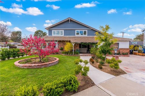 24405 Derian Dr, Newhall, CA, 91321-3514 | Card Image